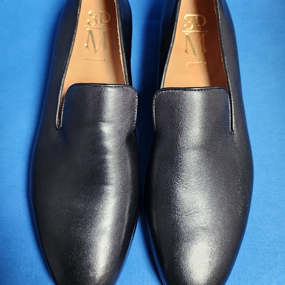 Sleek Black Slip-On Leather Loafers for Formal Occasions